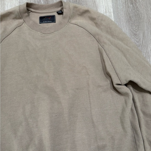 Greg Norman Collection Men's Beige Crewneck Sweater - Picture 3 of 5